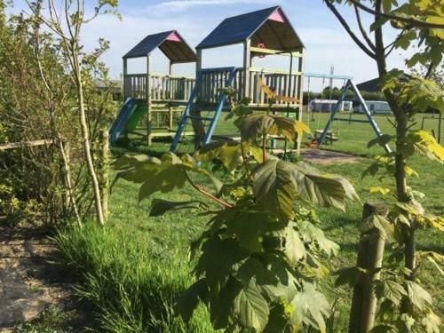 Tipiretreats
