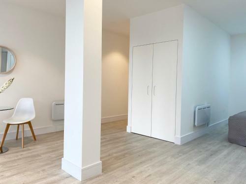 Fleet Heights Apartment Eight