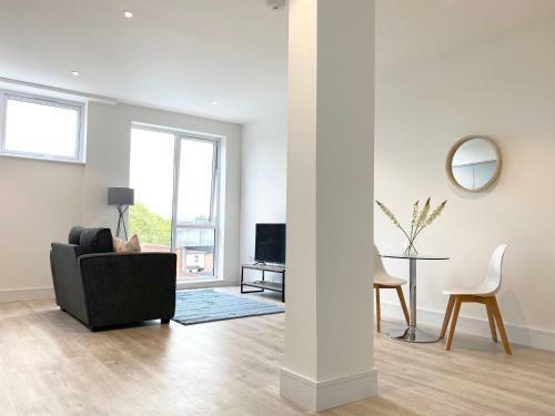 Fleet Heights Apartment Eight