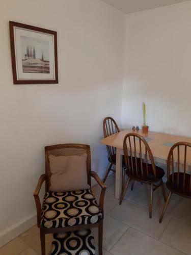 Edinburgh Holiday House