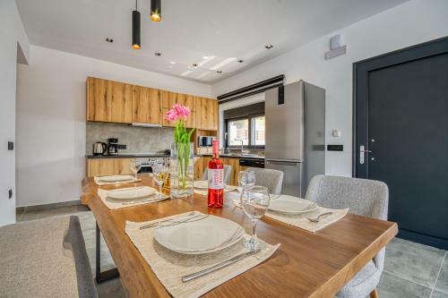Terra Secreta Luxury Villas