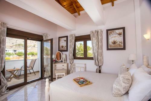 Thymoura Villa