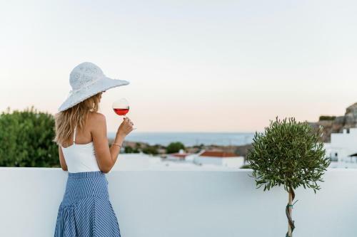 Lindos Calmare Suites