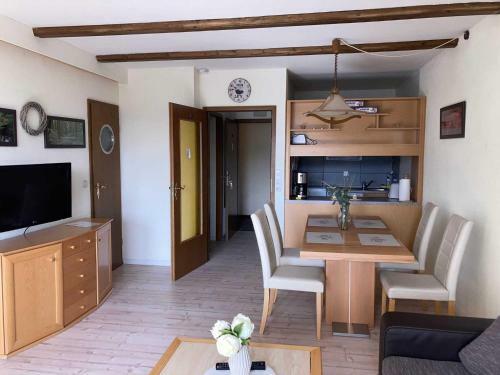 Apartment 457