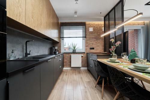Lux Apartment Browary Wroc?awskie By Renters