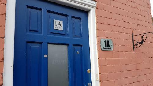 Apartamento Number 1, Beech Road