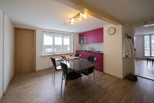 Hostal Hotel Alpenblick M�rren
