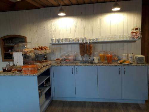 Hostal Hotel Alpenblick M�rren