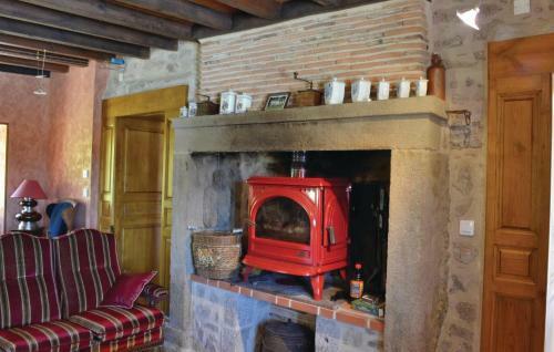 Holiday Home Pouzol