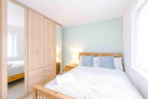 4 Bedroom House Manchester Hosted By Mcr Dens