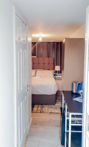 Hostal Merluc Private Guest Suite And Rooms