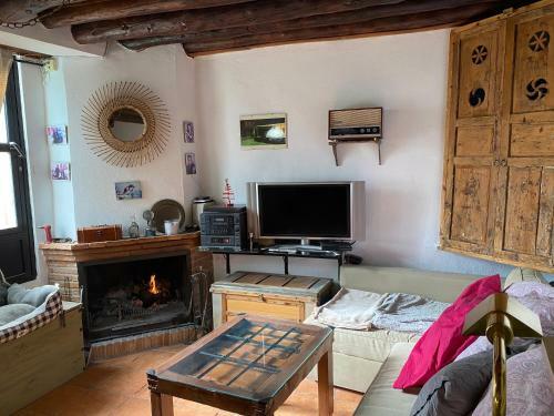 Agradable Casa Con Chimenea