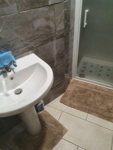 Hostal En Suite Bedrooms, Heaton, Newcastle