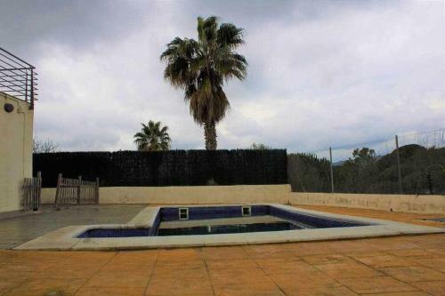 Moderna Casa Con Piscina