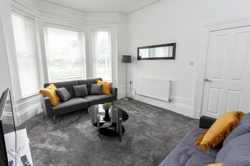 Spacious Comfortable House Close To Etihad