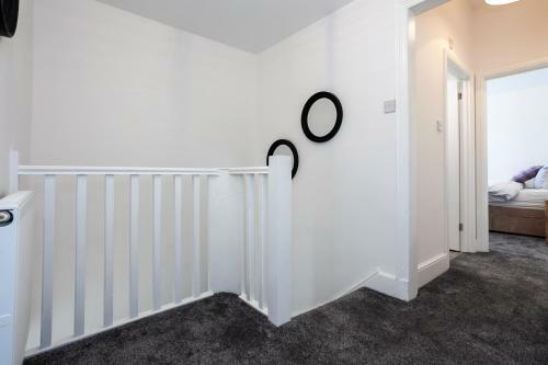 Spacious Comfortable House Close To Etihad