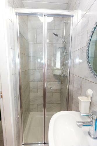 Hostal Comfortable Stay In Shirley, Solihull - Bedroom-3