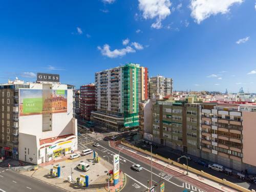 Apartamento Bright Townhouse - Views - 5 Min Walk To The Beach