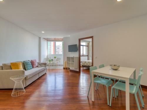 Apartamento Bright Townhouse - Views - 5 Min Walk To The Beach