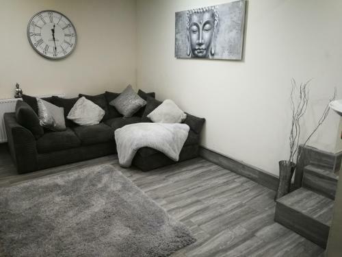 Queens Holiday Apartment