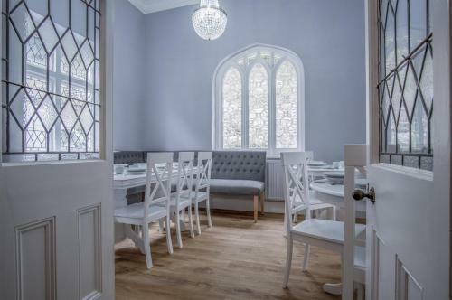 Penally Manor - Luxurious Manor House - Tenby