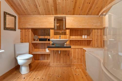 Lodge 5 Longbury - Luxury Lodge, Golf Course Views, Restaurant And Spa Facilites