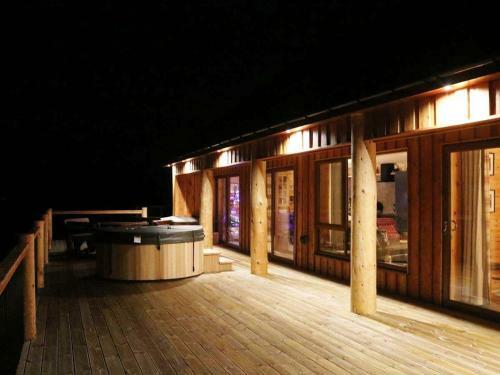 Red Kite & Osprey Lodges