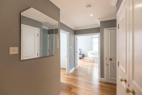 Mayfair Private Apartments
