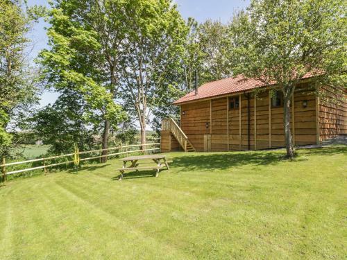 Oak Lodge