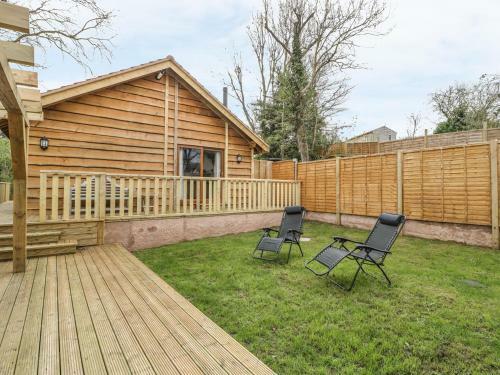 Elm Lodge