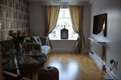 Luxury 2 Bed Apartment