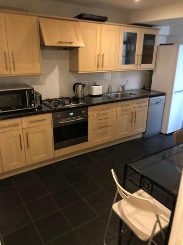 Paddington Patio Apartment