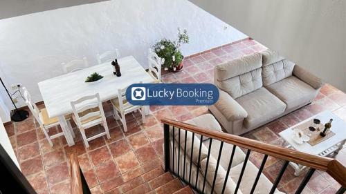 Zahara Lucky Booking