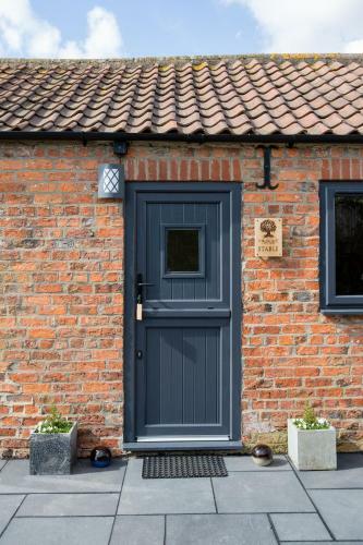 Thrush Nest Cottages - Wren & Stable