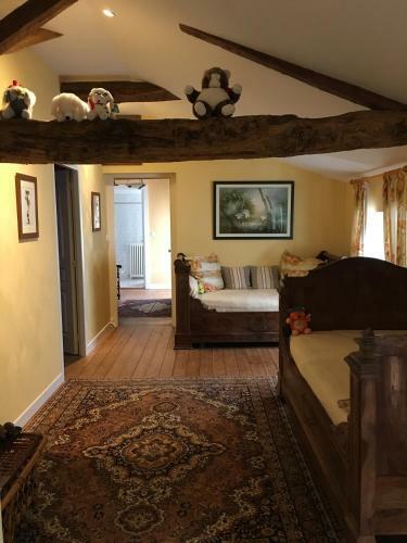 Bed & Breakfast Logis De Guitres - Chambres D'hotes