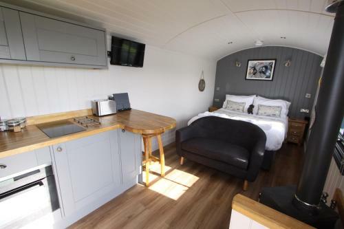 Springwood Shepherd Huts Glamping York