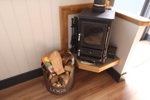 Springwood Shepherd Huts Glamping York