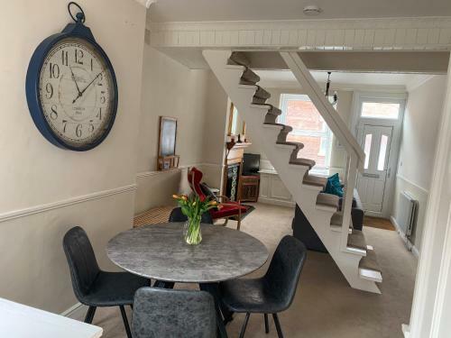 York Racecourse Retreat - Free Parking - Peaceful Green Space