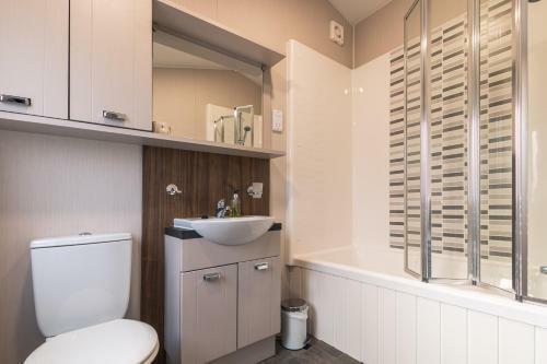 Hidden Jewel Lodge With Hot Tub