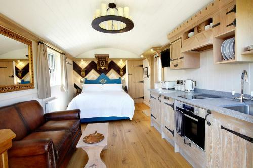 Lodge Hornington Manor Shepherds Huts