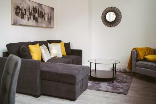 York Riverside Apartments