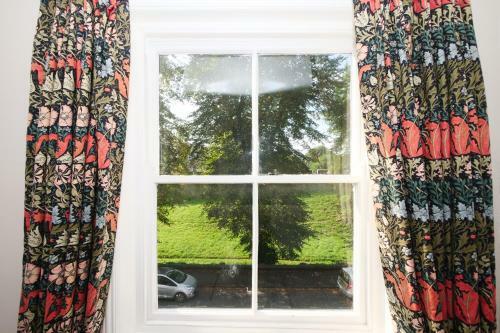 Stodham House With Minster Views!