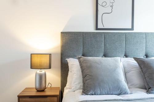 Moderrn 2br Apartment In Central York