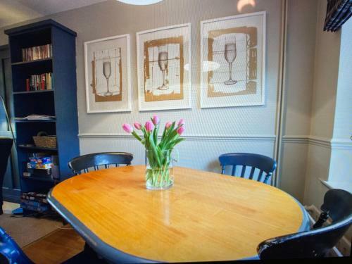 Secret View Cottage In Terrington, York