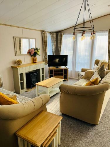 Barakah Lodge With Hot Tub