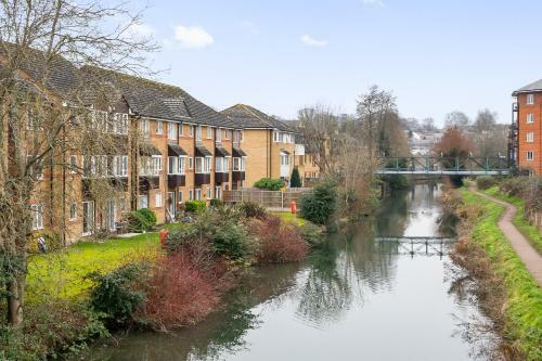 Executive Bishop Stortford/harlow Apartment