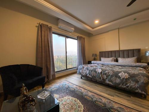 Apartamento Luxurious 1bhk & 2bhk Bahria Heights Apts.