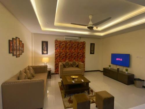 Apartamento Luxurious 1bhk & 2bhk Bahria Heights Apts.