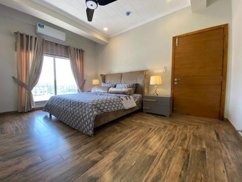 Apartamento Luxurious 1bhk & 2bhk Bahria Heights Apts.