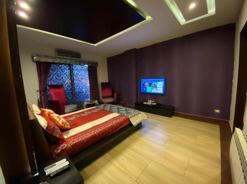 Apartamento Luxurious 1bhk & 2bhk Bahria Heights Apts.